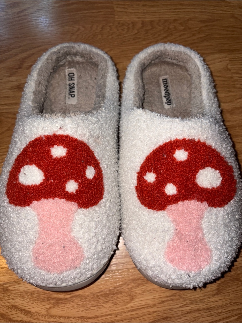 Snap Women's Cozy Mushroom Slip-On Slippers - White with Red & Pink
